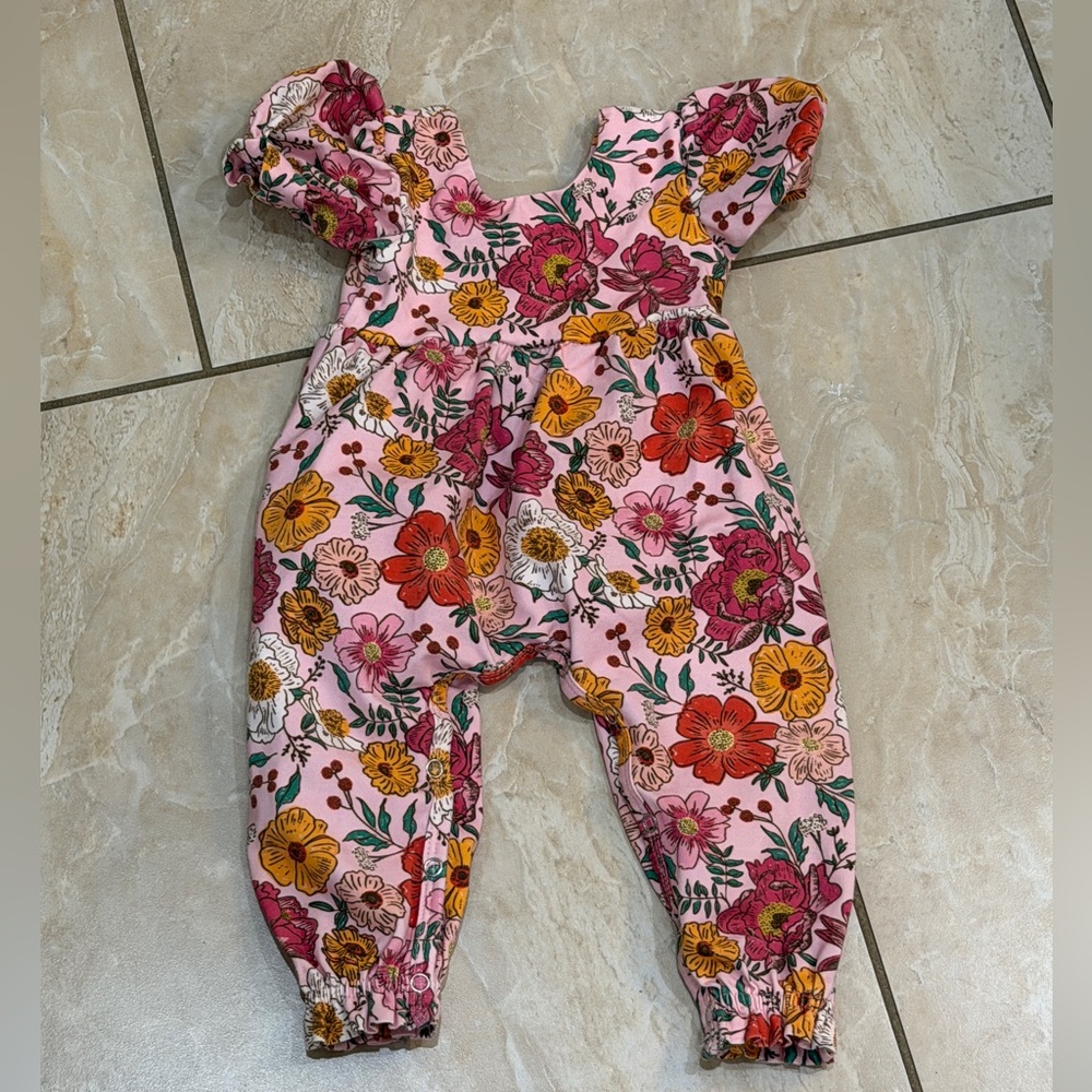 OLLYJAY Floral Kids Jumpsuit with pockets 3-6 mos